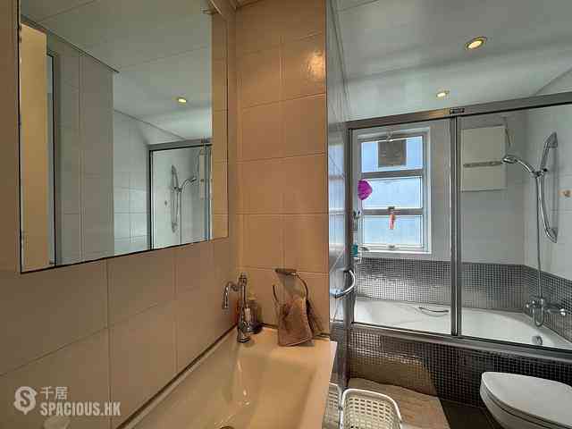 Pok Fu Lam - Scenic Villas 08