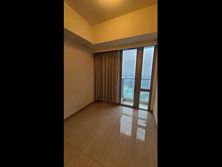 Tai Kok Tsui - Square Mile Phase 5 Gateway · Square Mile 04