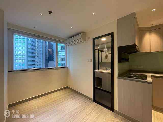 Sheung Wan - Des Voeux Building 06