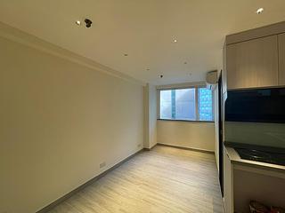 Sheung Wan - Des Voeux Building 10