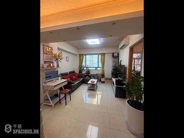 Ho Man Tin - Prince Edward Towers 01