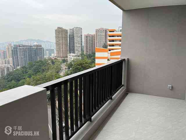 Braemar Hill - Summit Court Block B 02