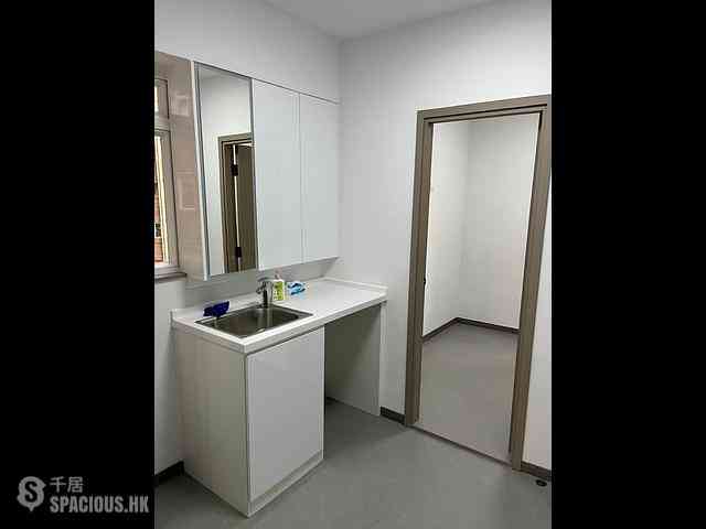 Braemar Hill - Summit Court Block B 18