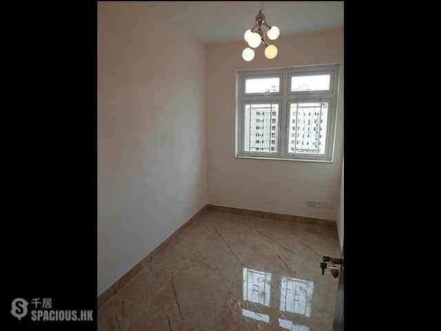 Braemar Hill - Coral Court 04