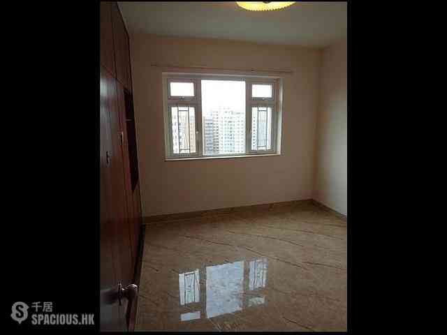 Braemar Hill - Coral Court 05