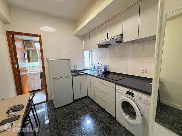 Sai Ying Pun - 300-302, Queen's Road West 03