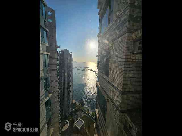 Tai Kok Tsui - The Long Beach 10