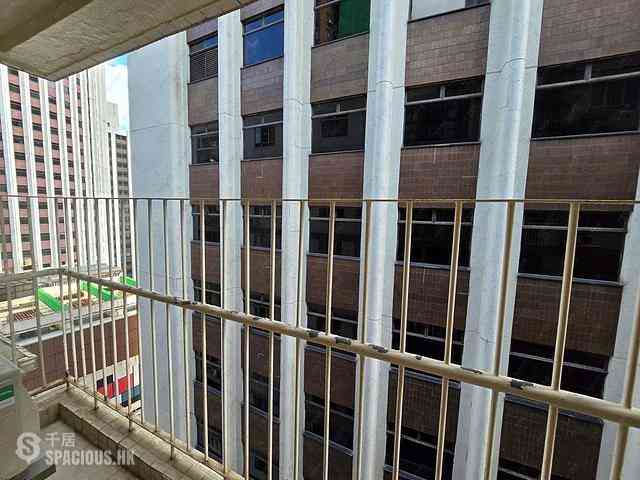 Wan Chai - Phoenix Court Block 2 02