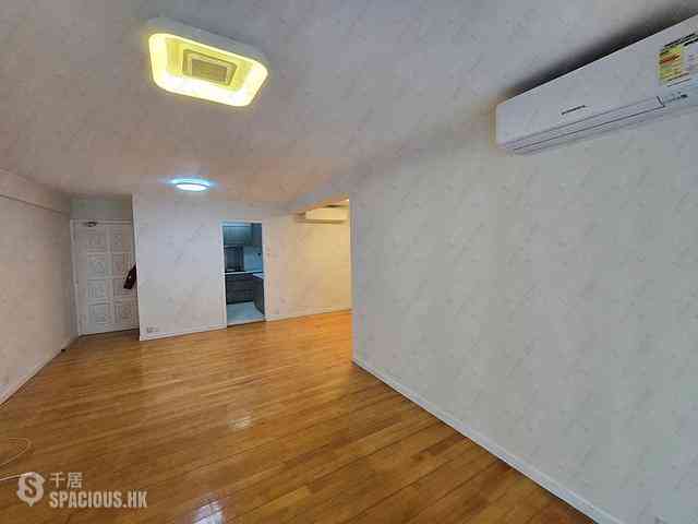 Wan Chai - Phoenix Court Block 2 03