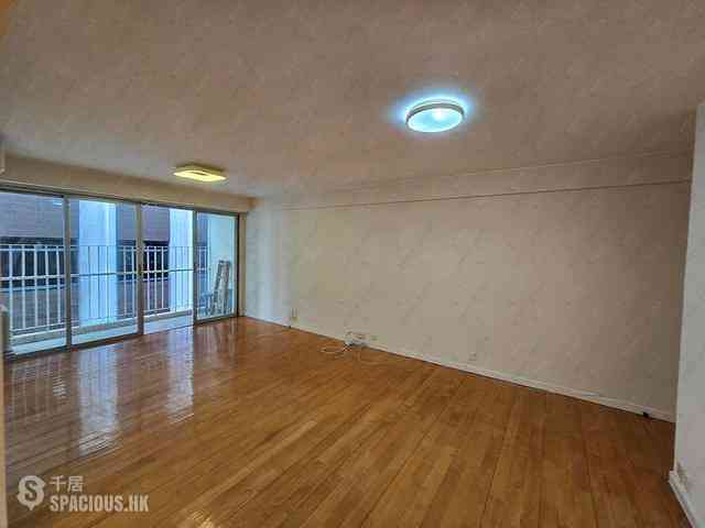 Wan Chai - Phoenix Court Block 2 07