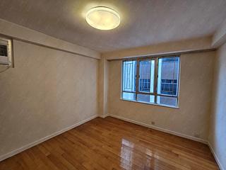 Wan Chai - Phoenix Court Block 2 08