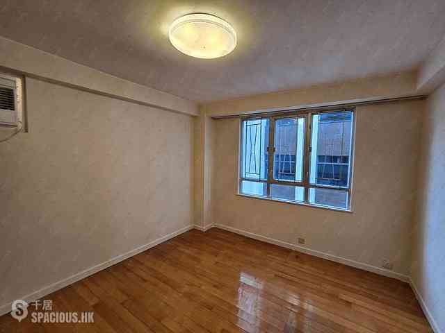 Wan Chai - Phoenix Court Block 2 08