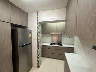 Wan Chai - Phoenix Court Block 2 09