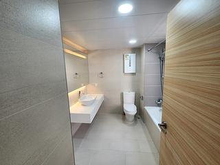 Mid Levels Central - Estoril Court Block 1 12