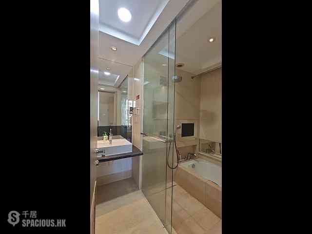 West Kowloon - The Cullinan (Tower 21 Zone 5 Star Sky) 12