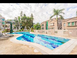 Clear Water Bay - Royal Castle 23
