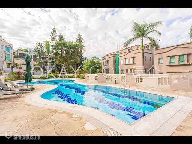 Clear Water Bay - Royal Castle 23