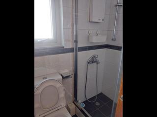 Ap Lei Chau - South Horizons Phase 2 Yee Ngar Court (Block 9) 03