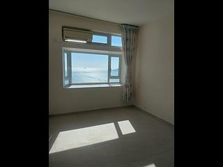 Ap Lei Chau - South Horizons Phase 2 Yee Ngar Court (Block 9) 04