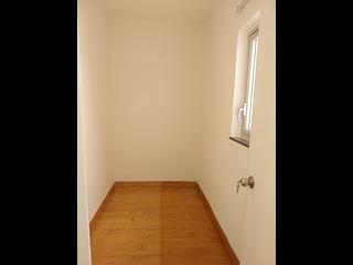 Ap Lei Chau - South Horizons Phase 2 Yee Ngar Court (Block 9) 07