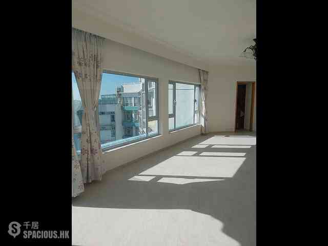 Ap Lei Chau - South Horizons Phase 2 Yee Ngar Court (Block 9) 15