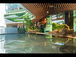 Tai Kok Tsui - Square Mile Phase 5 Gateway · Square Mile 06