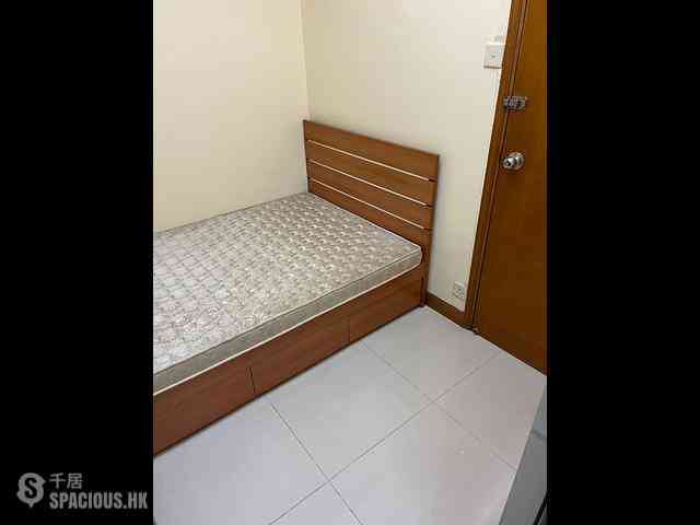 Causeway Bay - Lockhart House 05