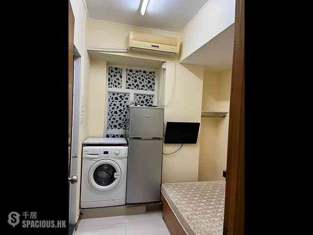 Causeway Bay - Lockhart House 02