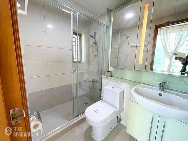 Tung Chung - Coastal Skyline Phase 1 Block 1 09