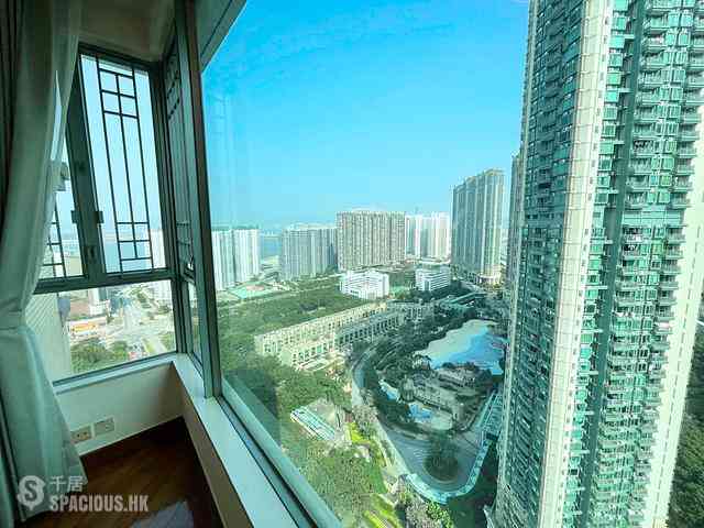 Tung Chung - Coastal Skyline Phase 1 Block 1 06