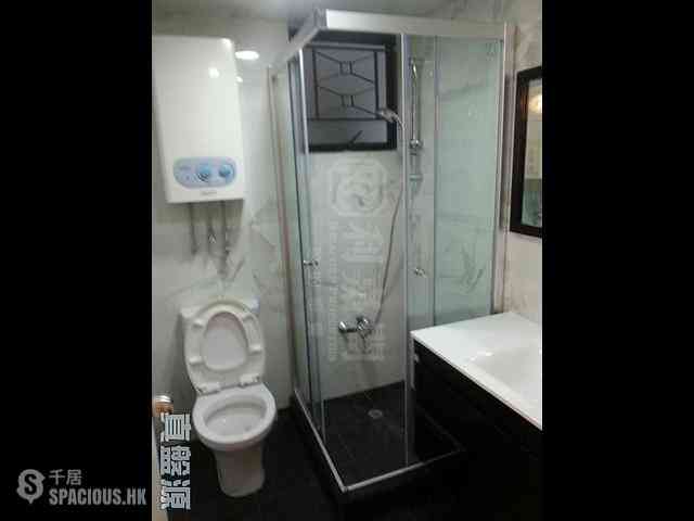 Quarry Bay - Kornhill Block M 09