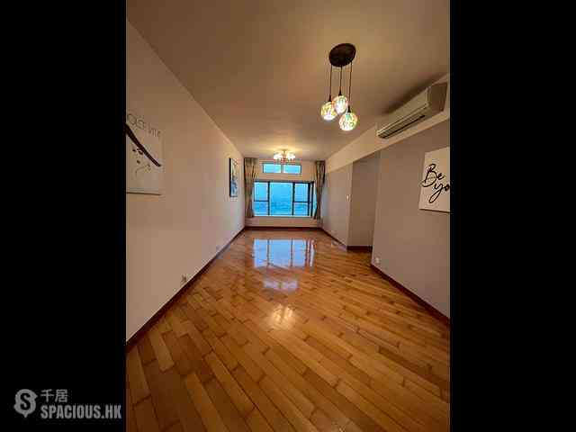 Tung Chung - Coastal Skyline Phase 1 Block 5 01