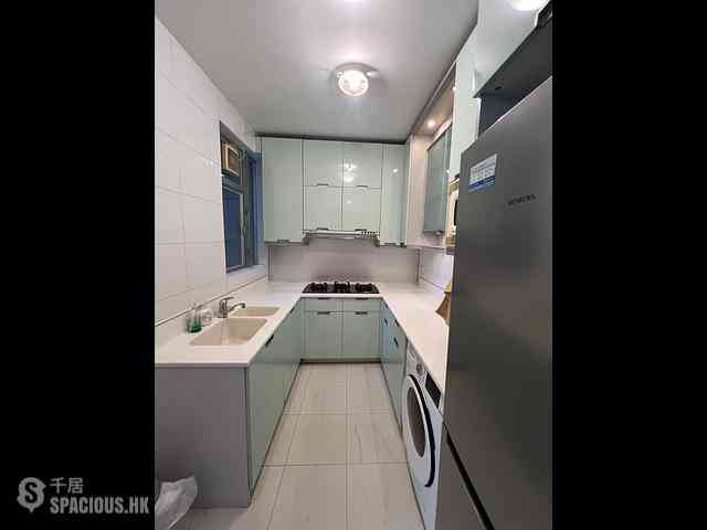 Tung Chung - Coastal Skyline Phase 1 Block 5 02
