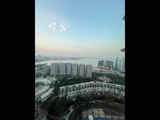 Tung Chung - Coastal Skyline Phase 1 Block 5 05