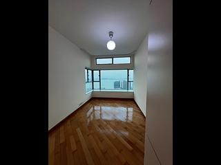 Tung Chung - Coastal Skyline Phase 1 Block 5 07