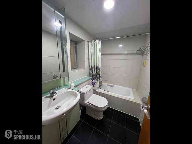 Tung Chung - Coastal Skyline Phase 1 Block 5 10
