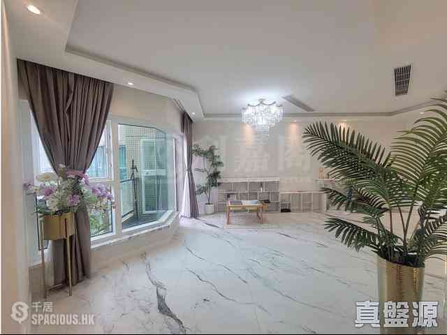 West Kowloon - The Waterfront Phase 2 Block 6 02
