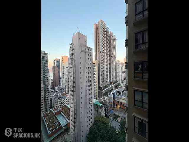 Sai Ying Pun - Yue Sun Mansion Block 2 01