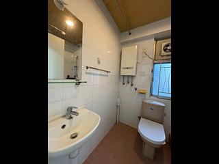 Sai Ying Pun - Yue Sun Mansion Block 2 08