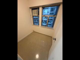 Sai Ying Pun - Yue Sun Mansion Block 2 12