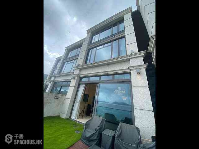 Repulse Bay - 90, Repulse Bay Road 01