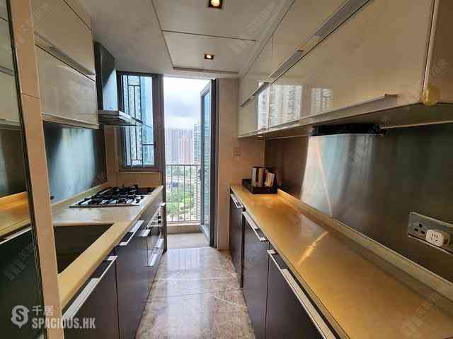 Tai Kok Tsui - Imperial Cullinan Tower 3 07