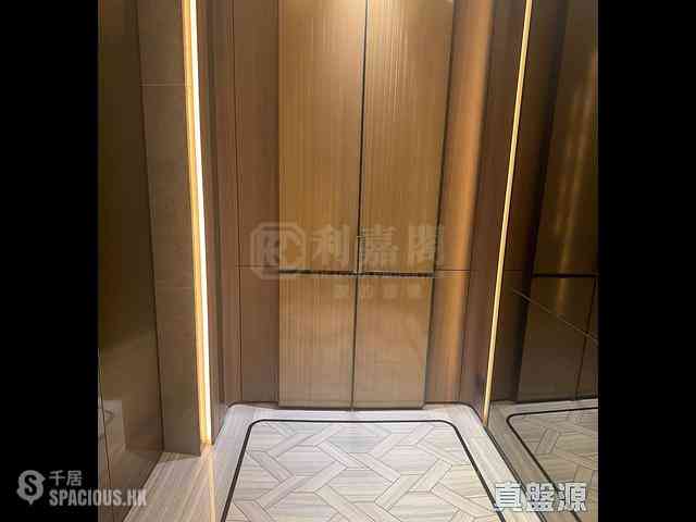 North Point - Victoria Harbour Phase 2B-3 Tower 2 01