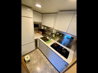 Tuen Mun - Century Gateway Phase 2 Block 6 04