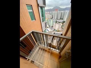 Tuen Mun - Century Gateway Phase 2 Block 6 07