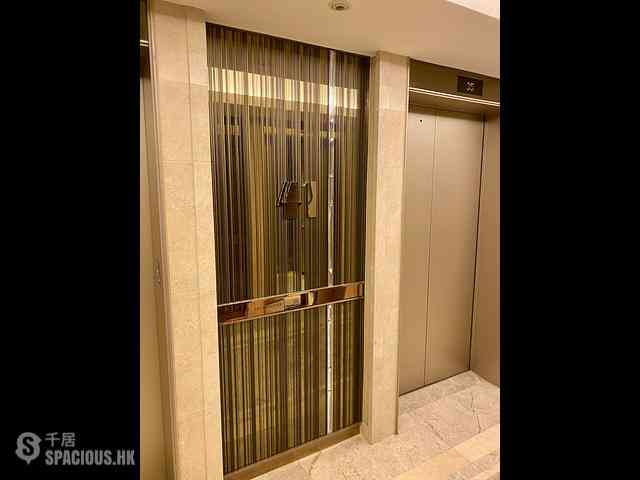 Tuen Mun - Century Gateway Phase 2 Block 6 16