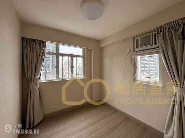 Sai Ying Pun - King Ming Mansion 05
