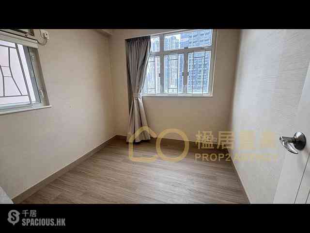 Sai Ying Pun - King Ming Mansion 06