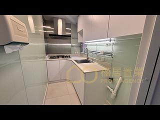 Sai Ying Pun - King Ming Mansion 07