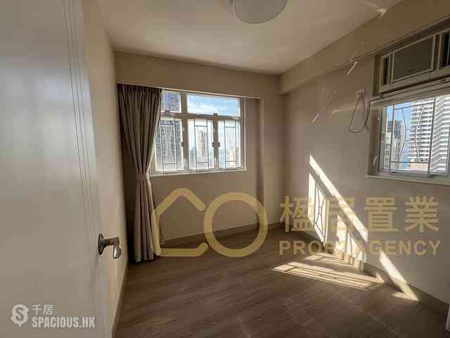 Sai Ying Pun - King Ming Mansion 11
